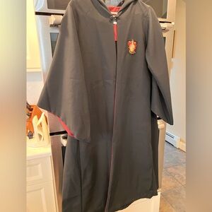 Authentic Universal Theme Park Harry Potter Robe